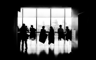 People learning from Learn Ed, The Transformational CEO, and Debra Somani article content